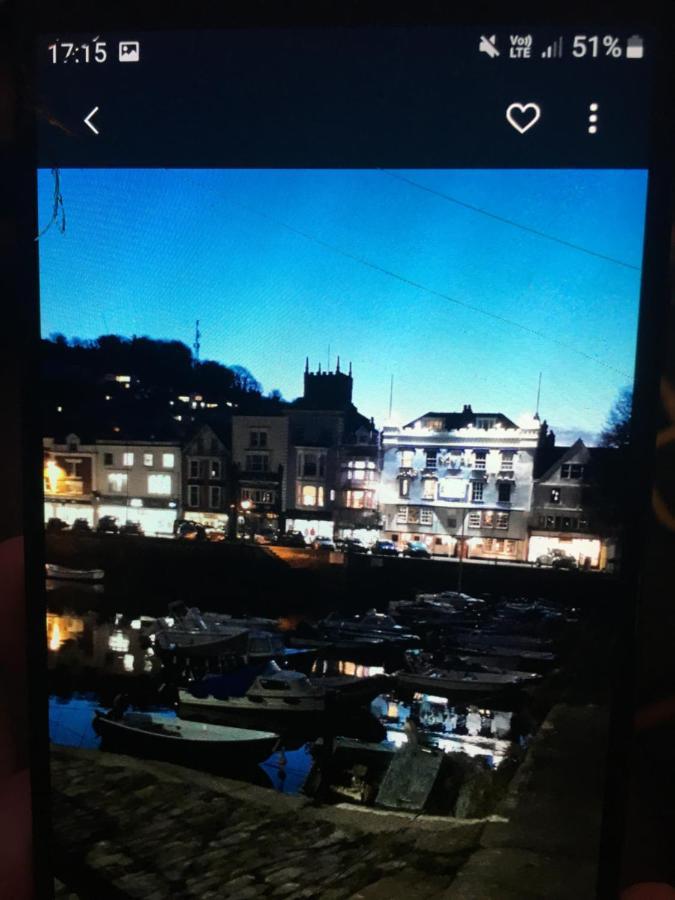 Beach Life Dartmouth Luaran gambar